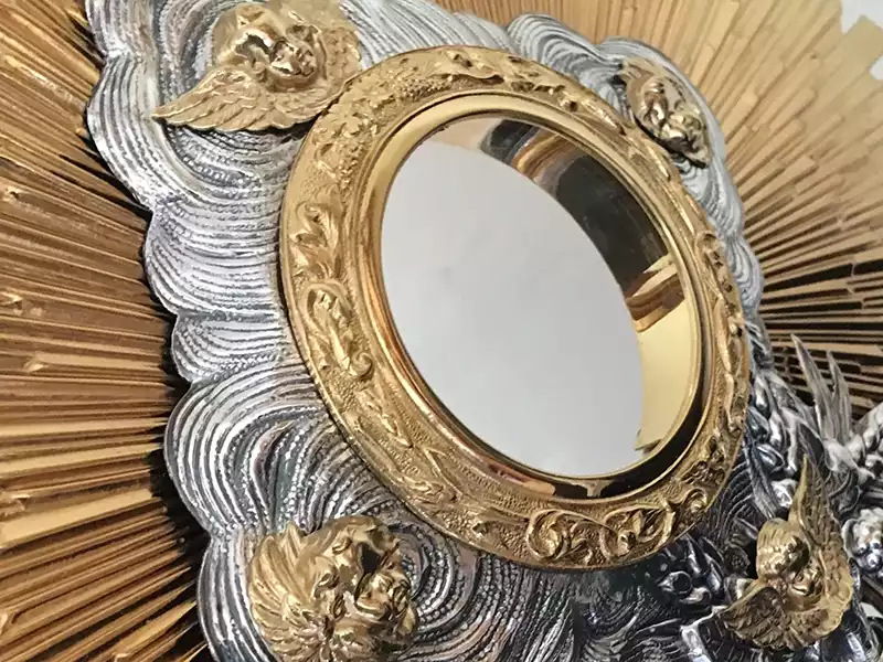 Restauración de objetos litúrgicos