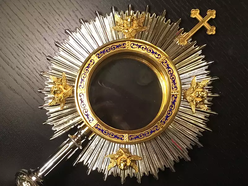 Restauración de objetos litúrgicos